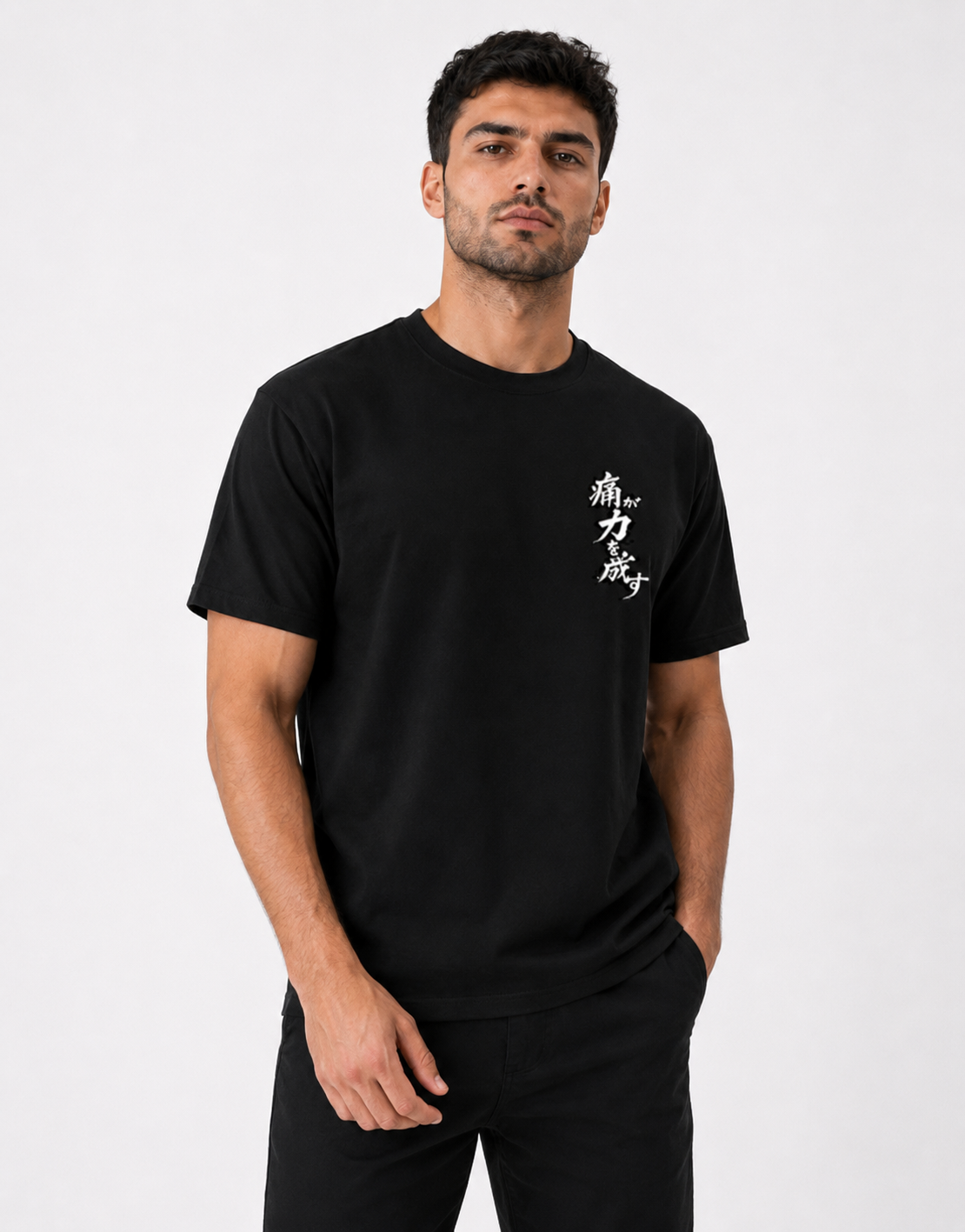 RabbitClub"痛みが力を成す” (Pain Builds Power)" Classic Crew T-Shirt