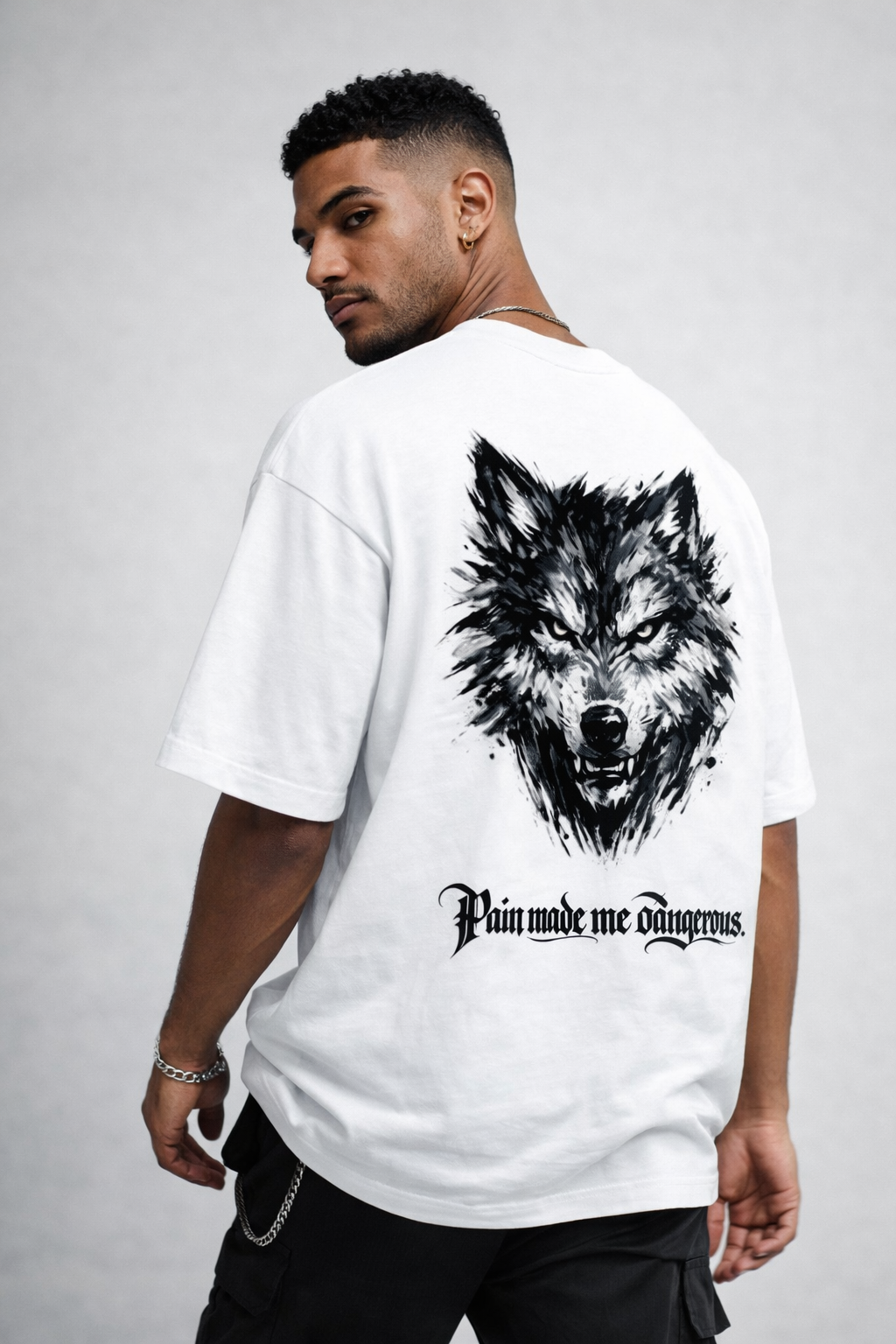 RabbitClub THE WOLF "PAIN MADE ME DANGEROUS" Oversized Classic T-Shirt